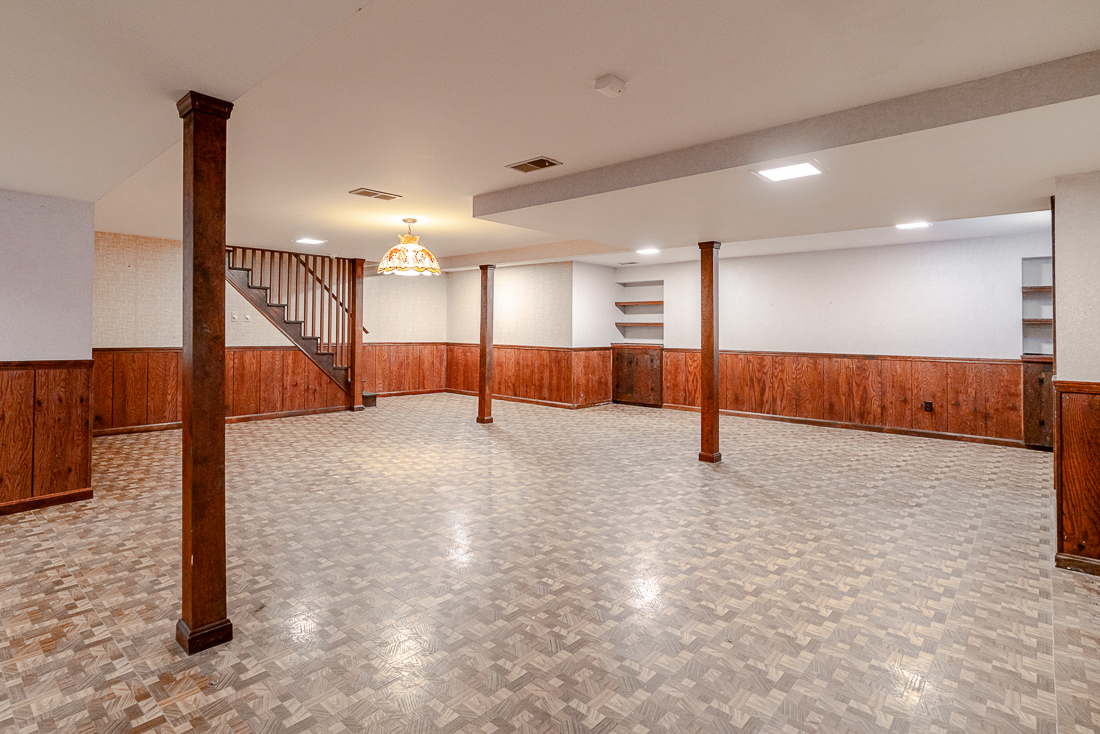 111 North Nob Hill-15