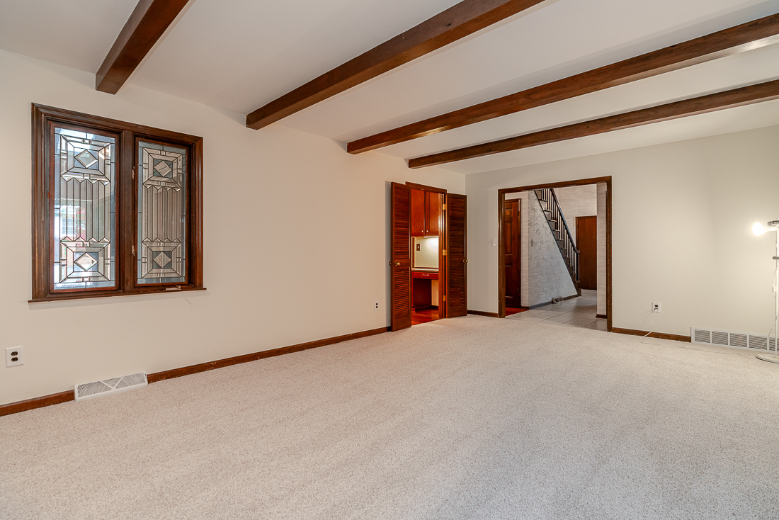 111 North Nob Hill-26