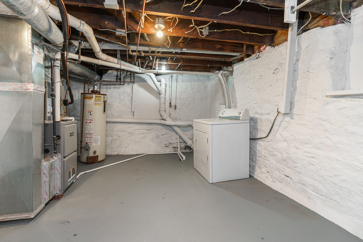 1121-1123 City Park Ave-11