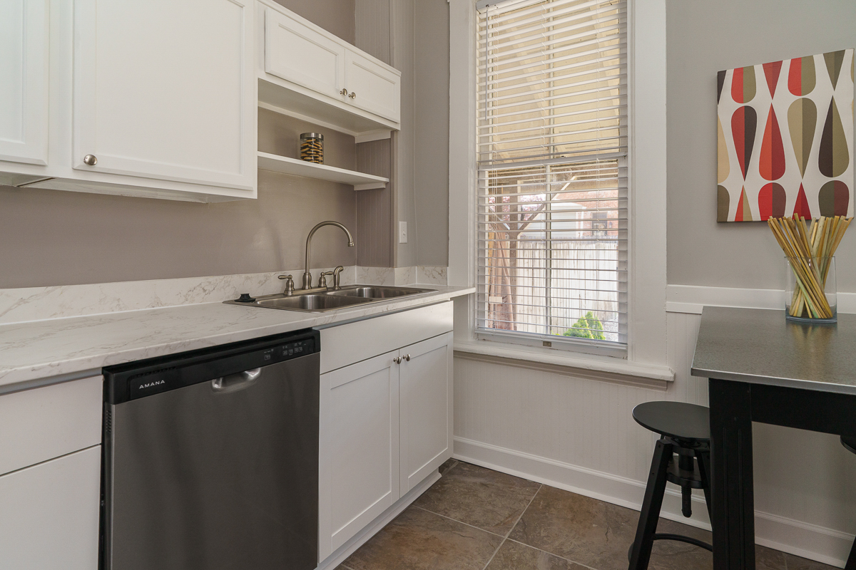 1121-1123 City Park Ave-18