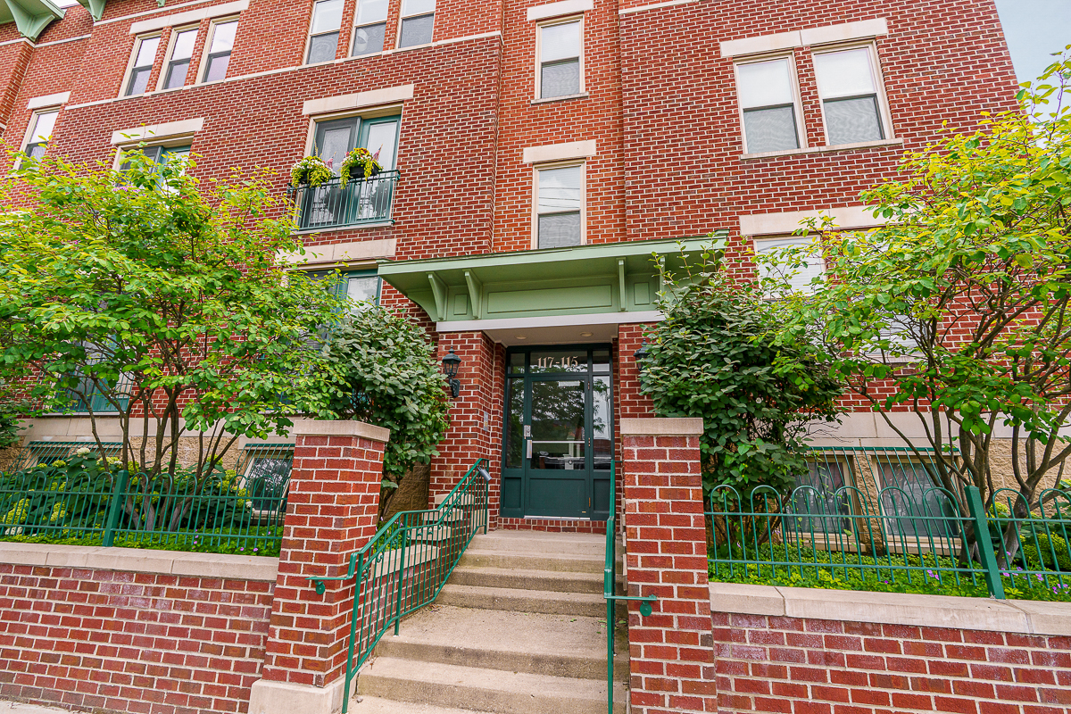 115 E Noble St #2-5