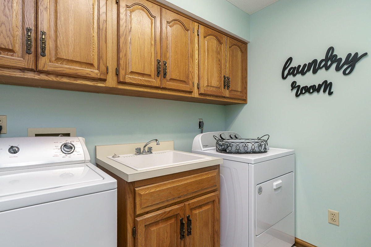 1178 Springtree Ln-16