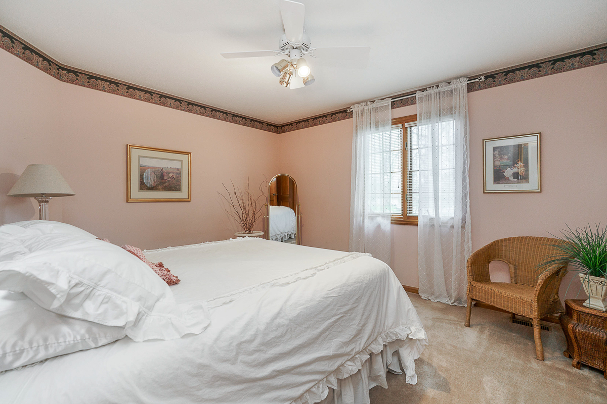 1178 Springtree Ln-43