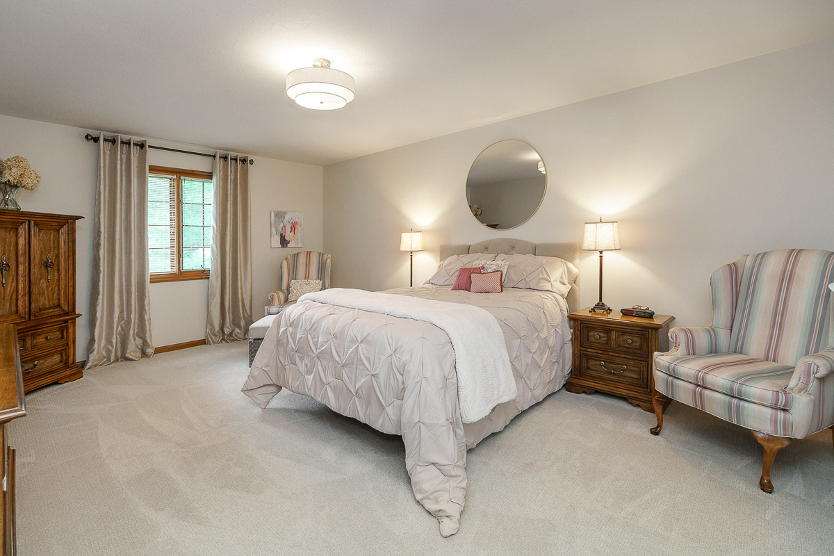 1178 Springtree Ln-51