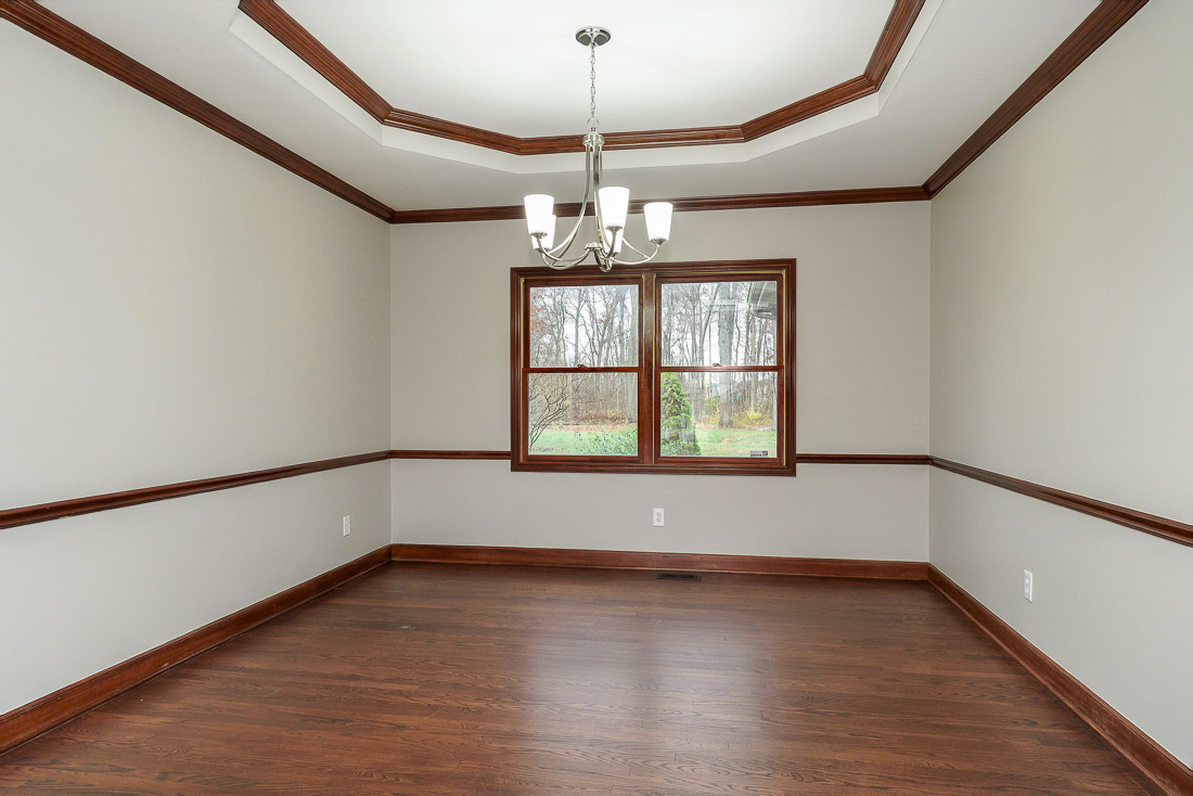 1210 Whispering Meadow Ct-35