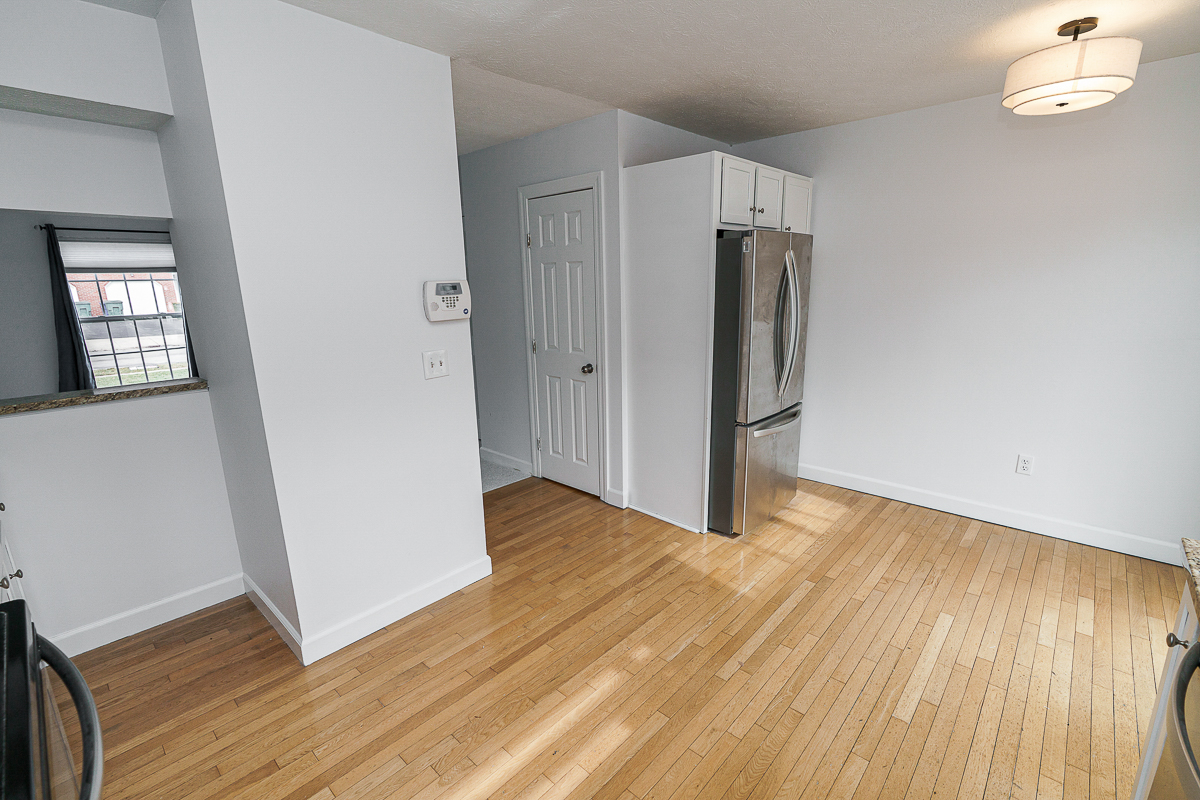 1217 Weybridge Rd-28