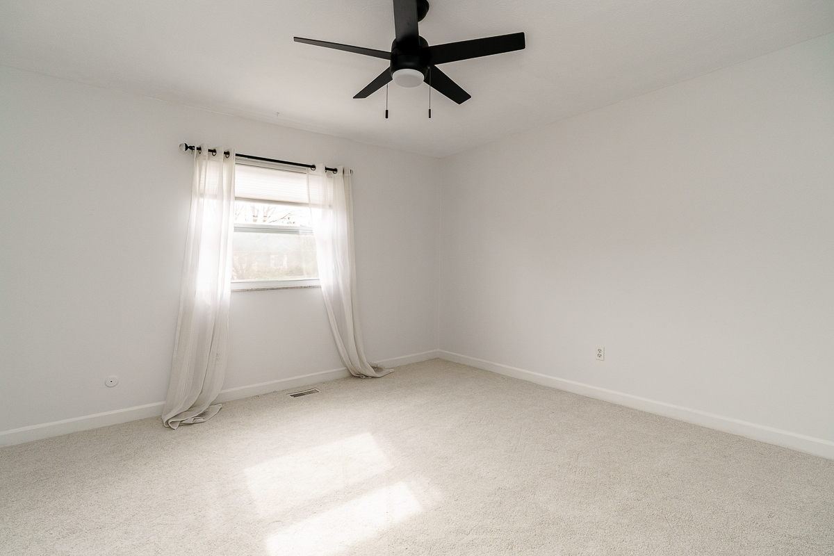 1217 Weybridge Rd-30