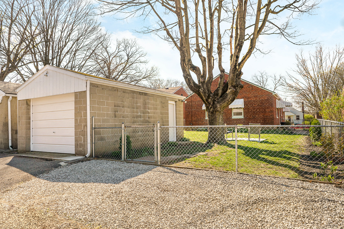 140 e Beechwold Blvd-13