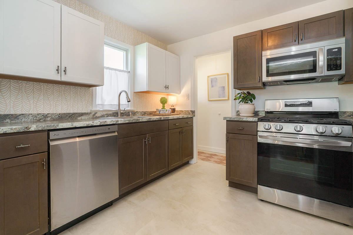 140 e Beechwold Blvd-25