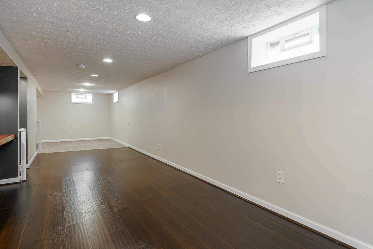 1649 North Star Ave-15