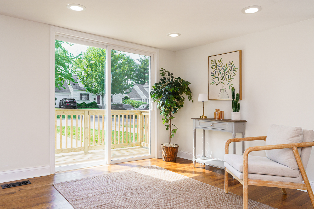 1786 Gerrard Ave-21