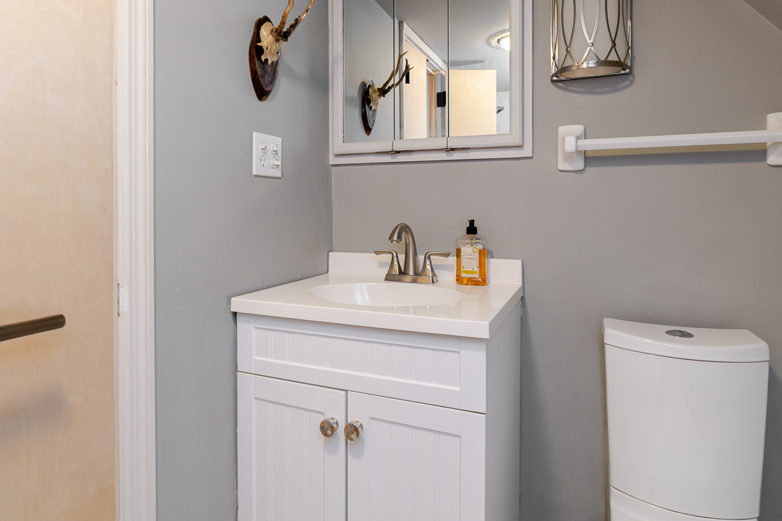 186 e Sycamore St-39