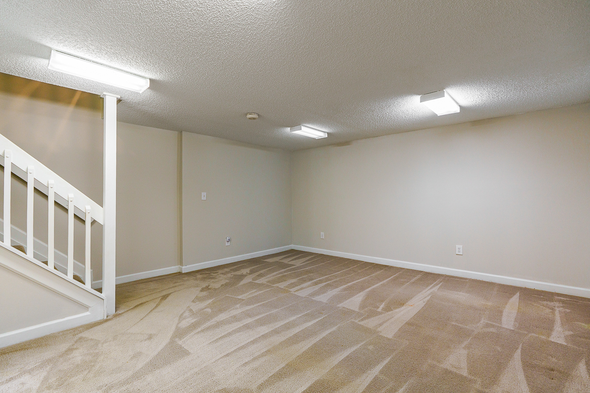 1875 Ridgebury Dr (13 of 56)