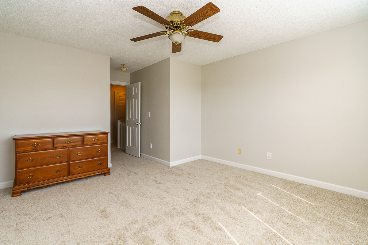 1875 Ridgebury Dr (38 of 56)