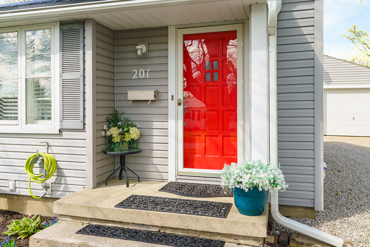 201 Rose Ave-12