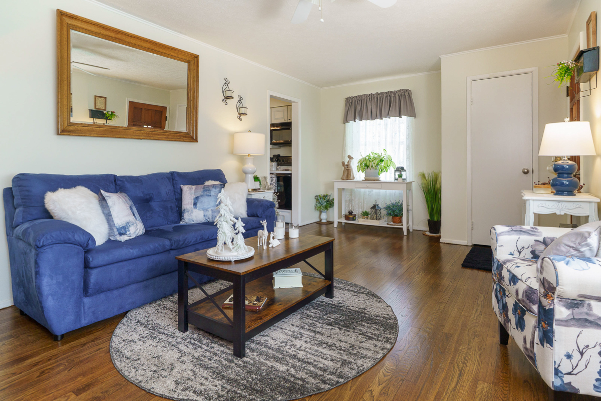 201 Rose Ave-19