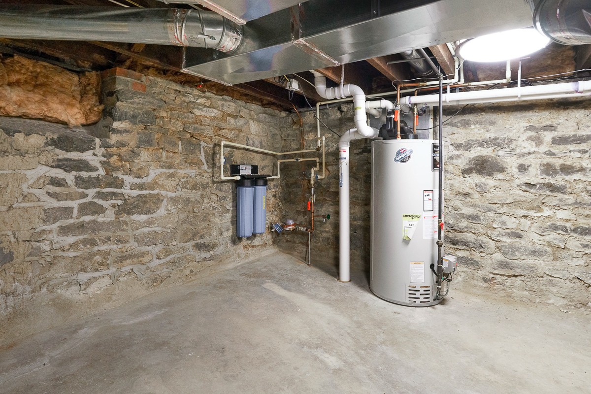 203-205 Berger Alley-46