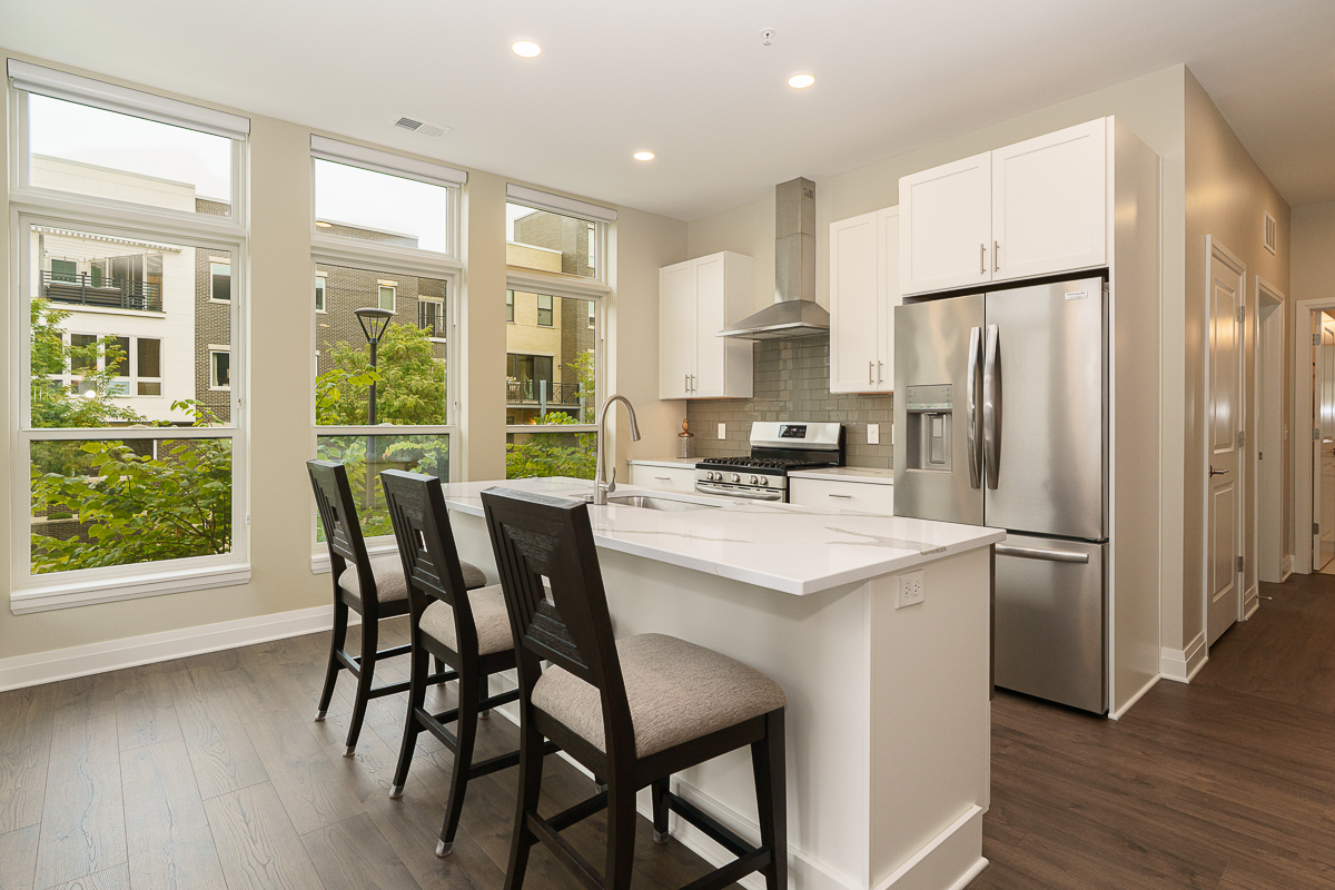 6640 Mooney St #208-14