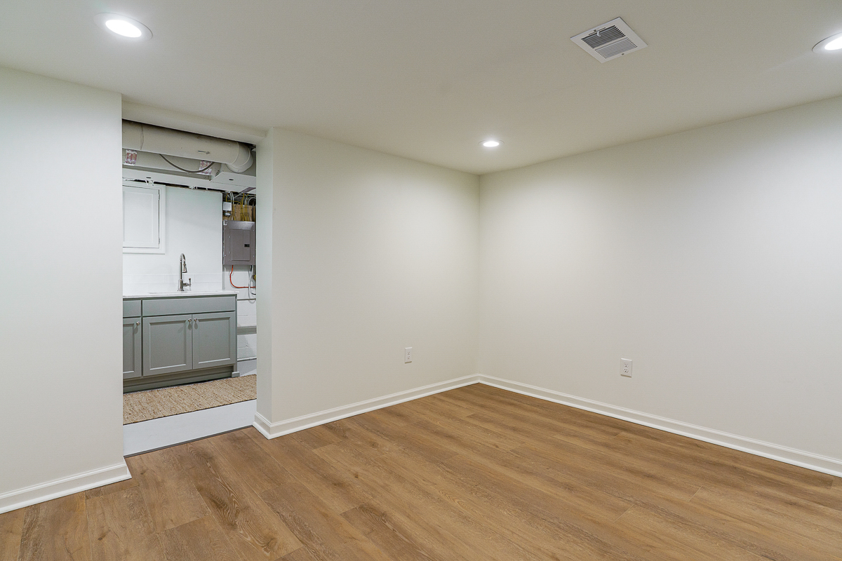 2109 Yorkshire Rd-70