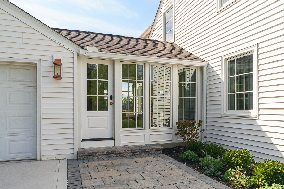 2109 Yorkshire Rd.--4