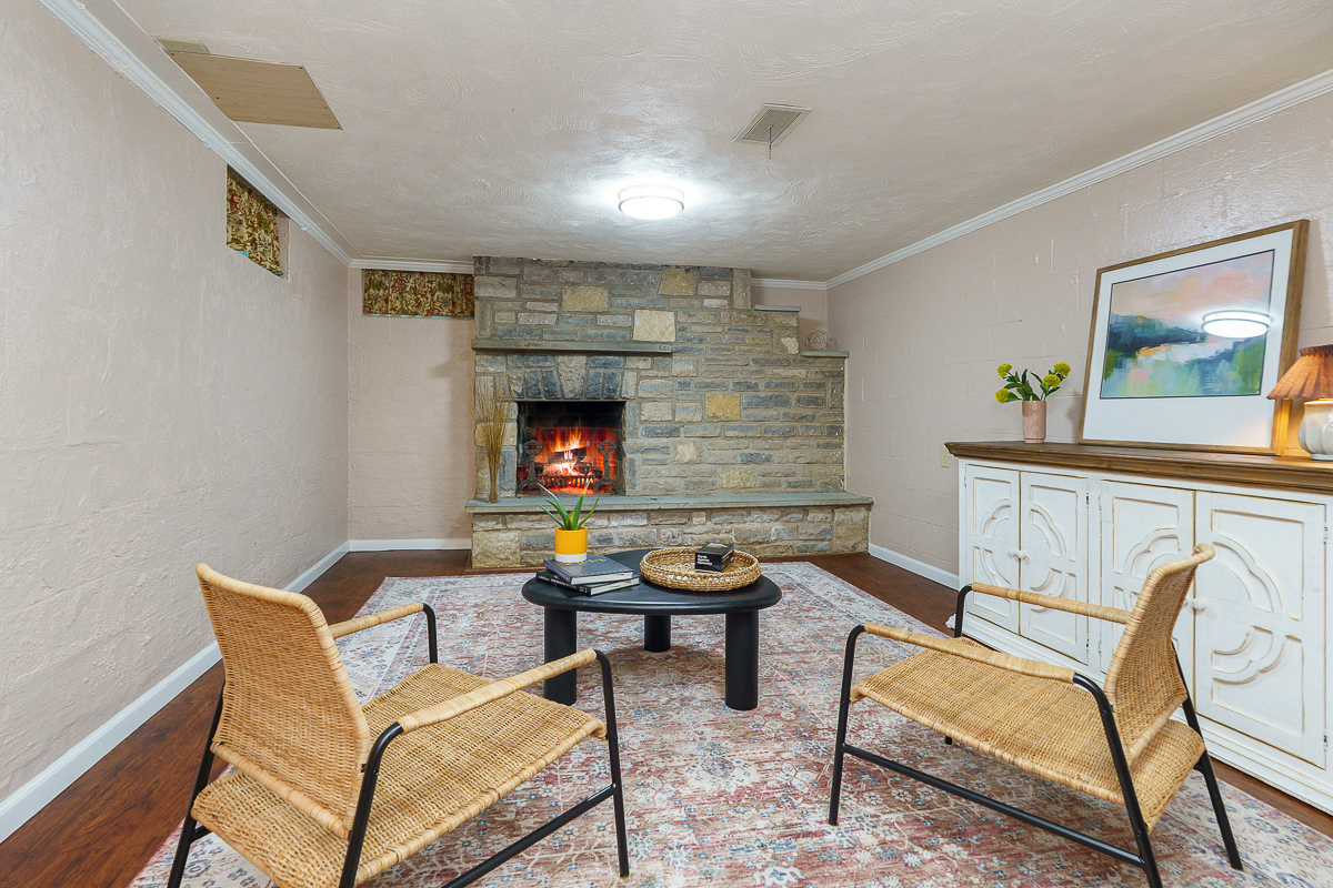 2110 Nortwest Blvd-17