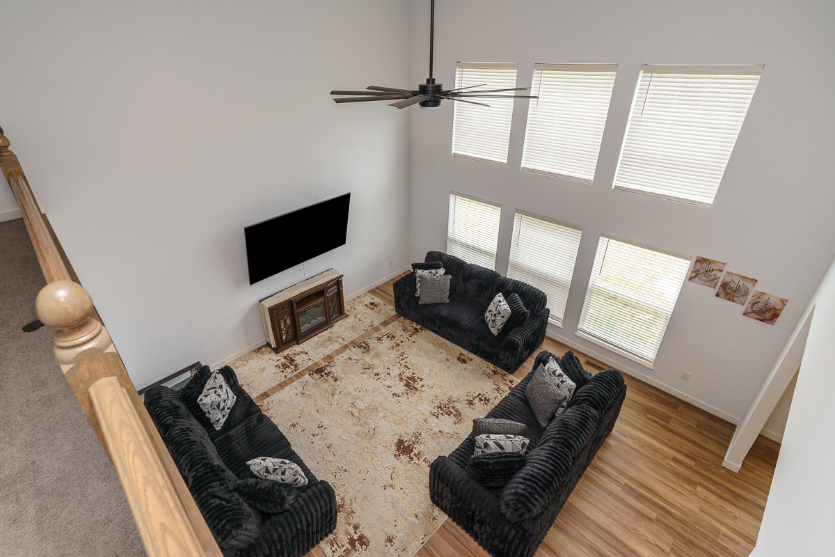 212 Partridge Ct-32