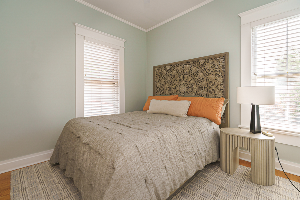 243 E Whittier St-41