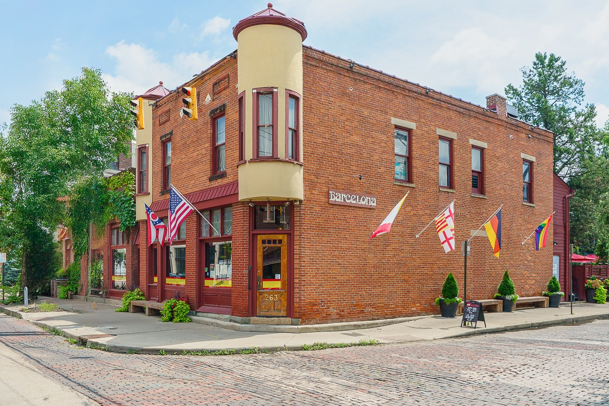 243 E Whittier St-56