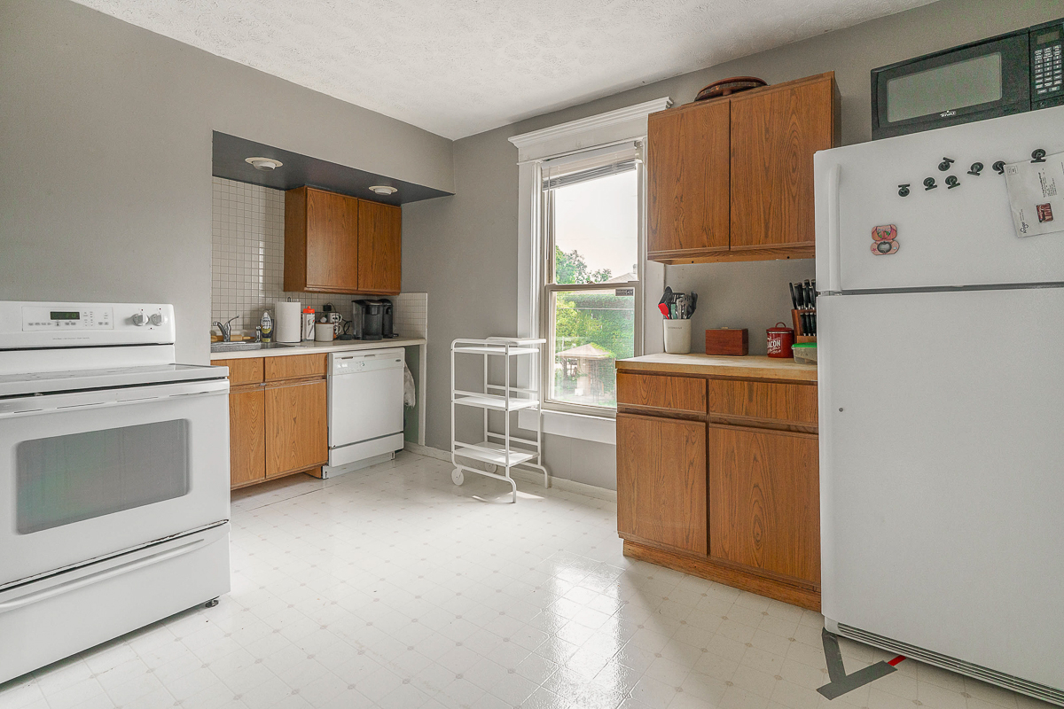 2521 Glenmawr Rd-26