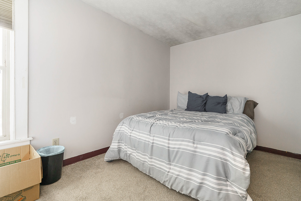 2521 Glenmawr Rd-36