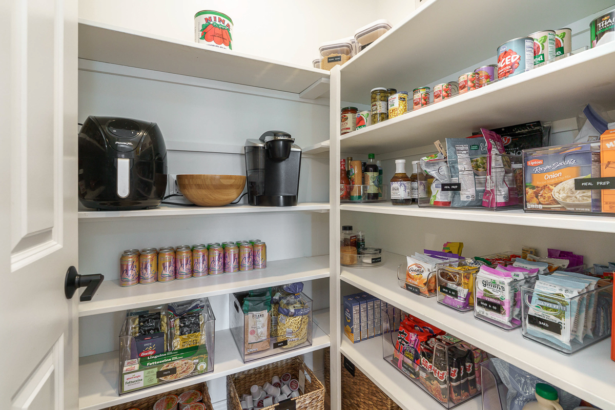 2737 Sherwood Ave-28