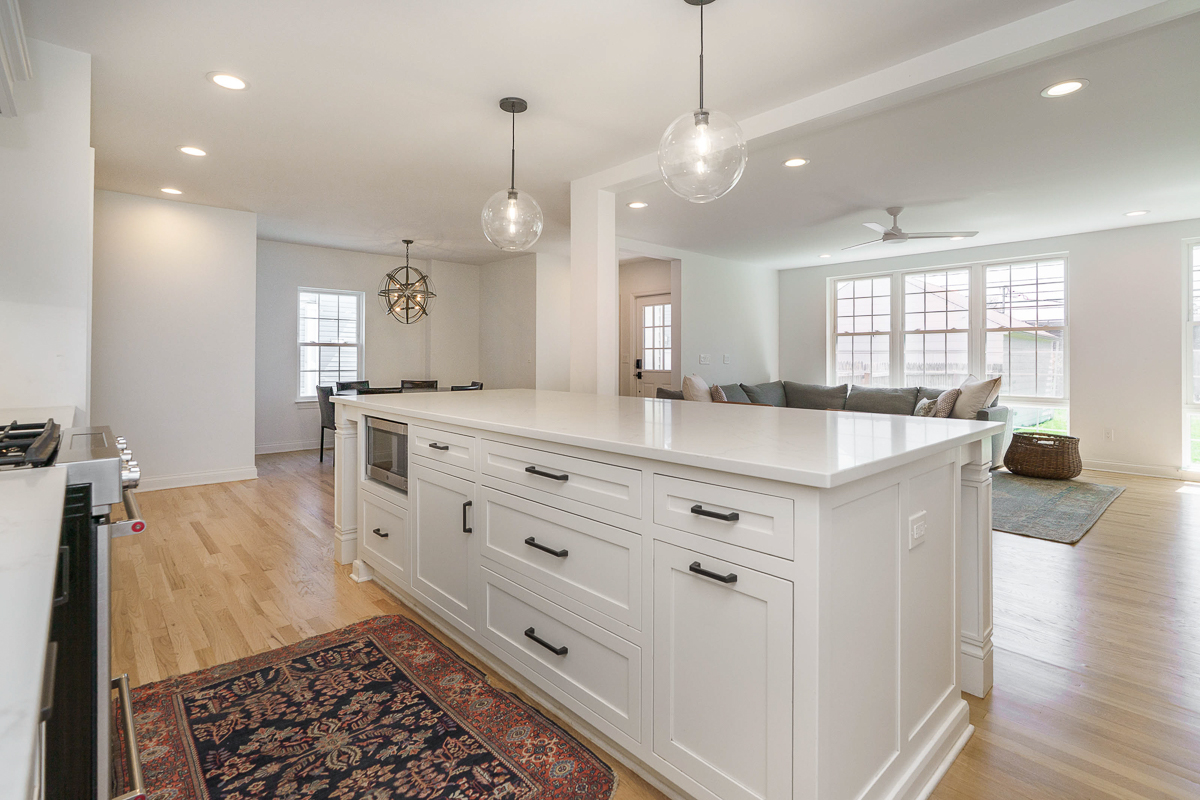 2737 Sherwood Ave-36