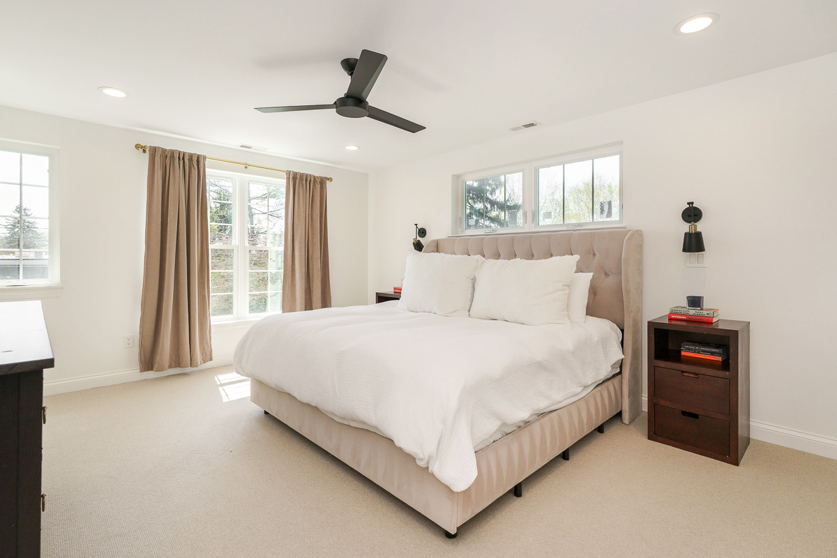 2737 Sherwood Ave-43