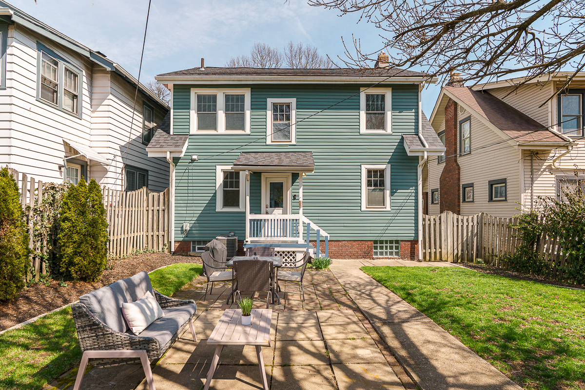 2771 Indianola Ave-11