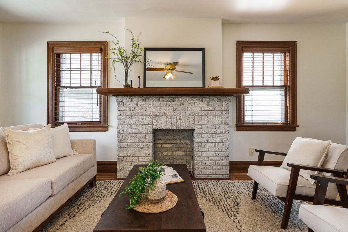 2771 Indianola Ave-26