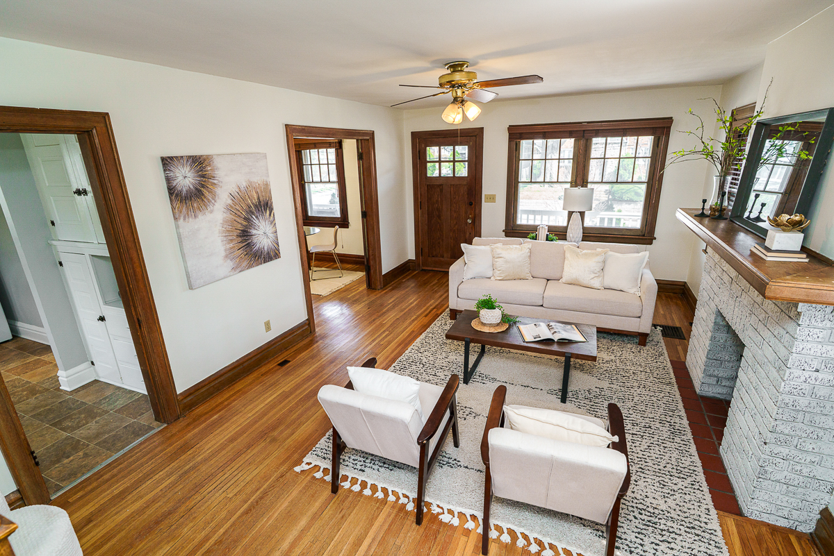 2771 Indianola Ave-30