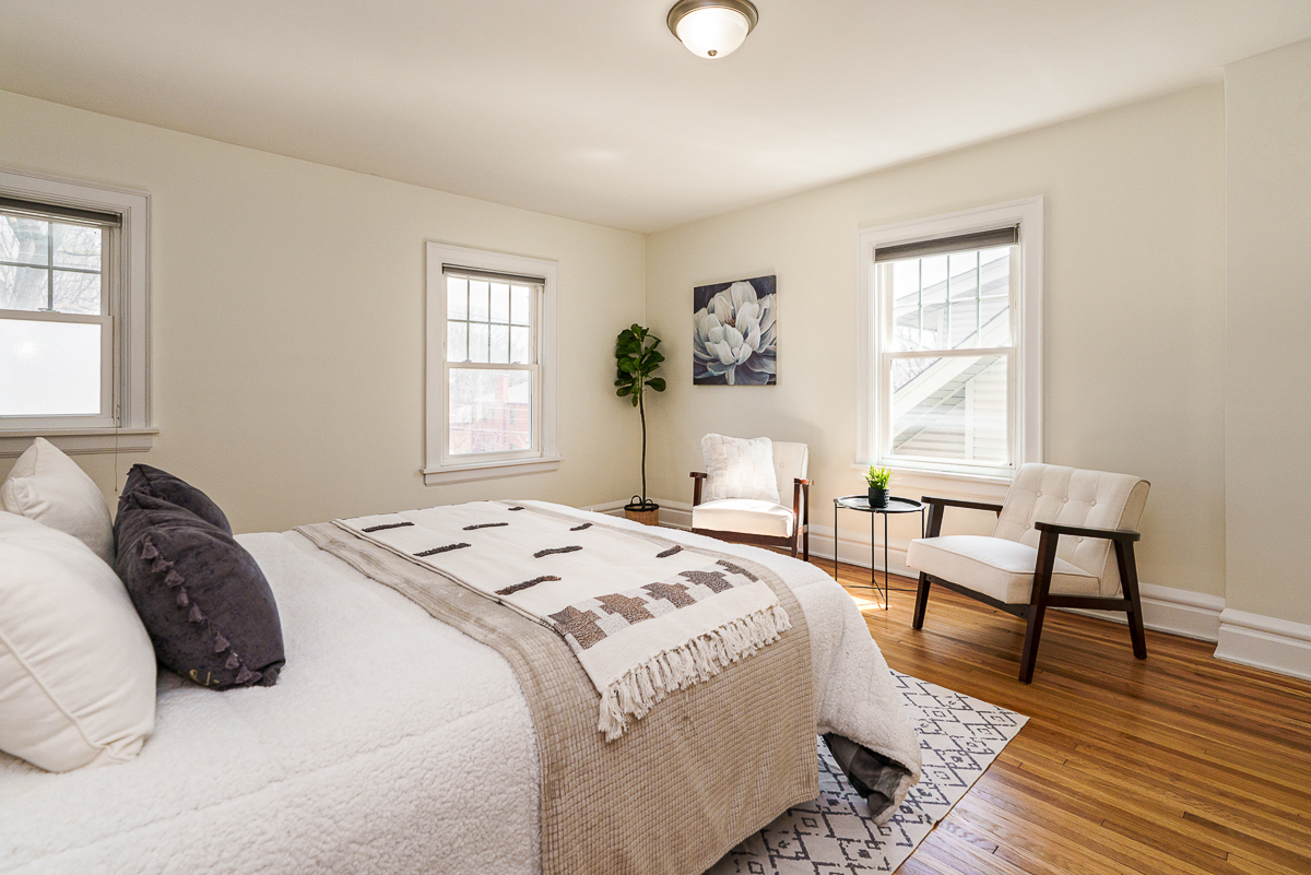 2771 Indianola Ave-37