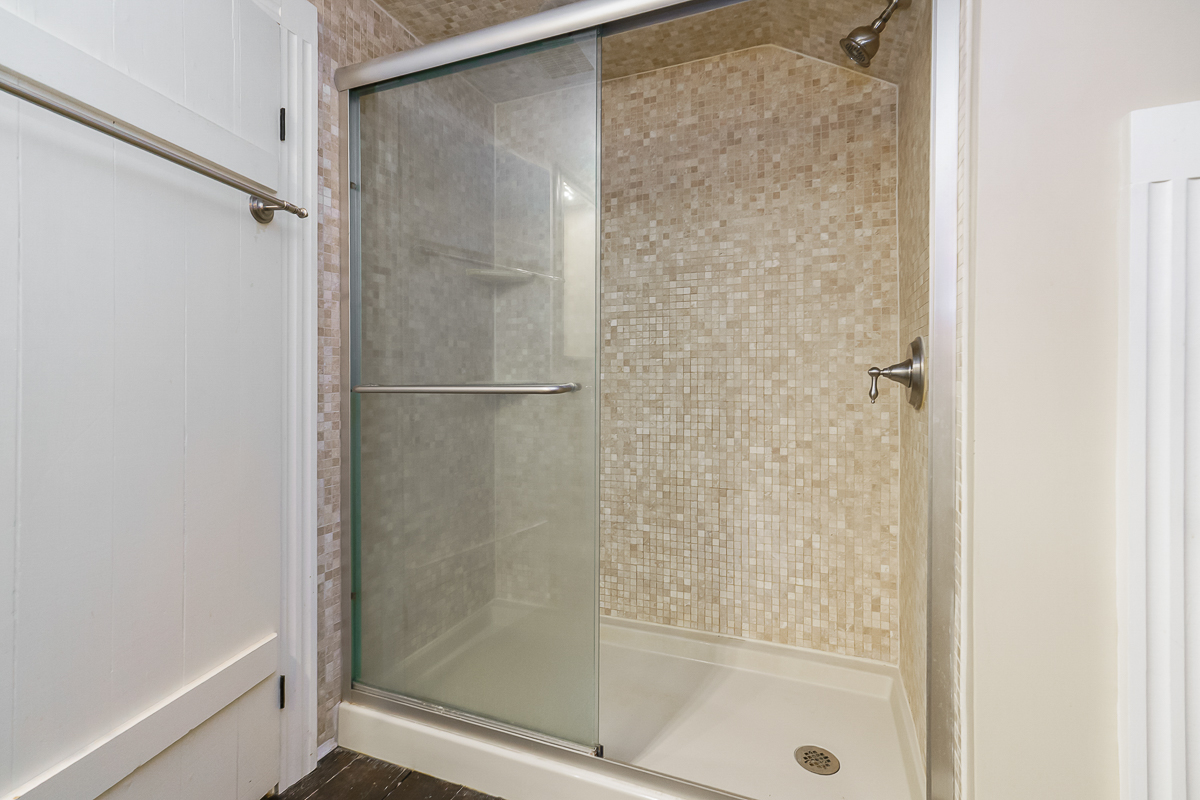 2865 Leitnaker Rd-76