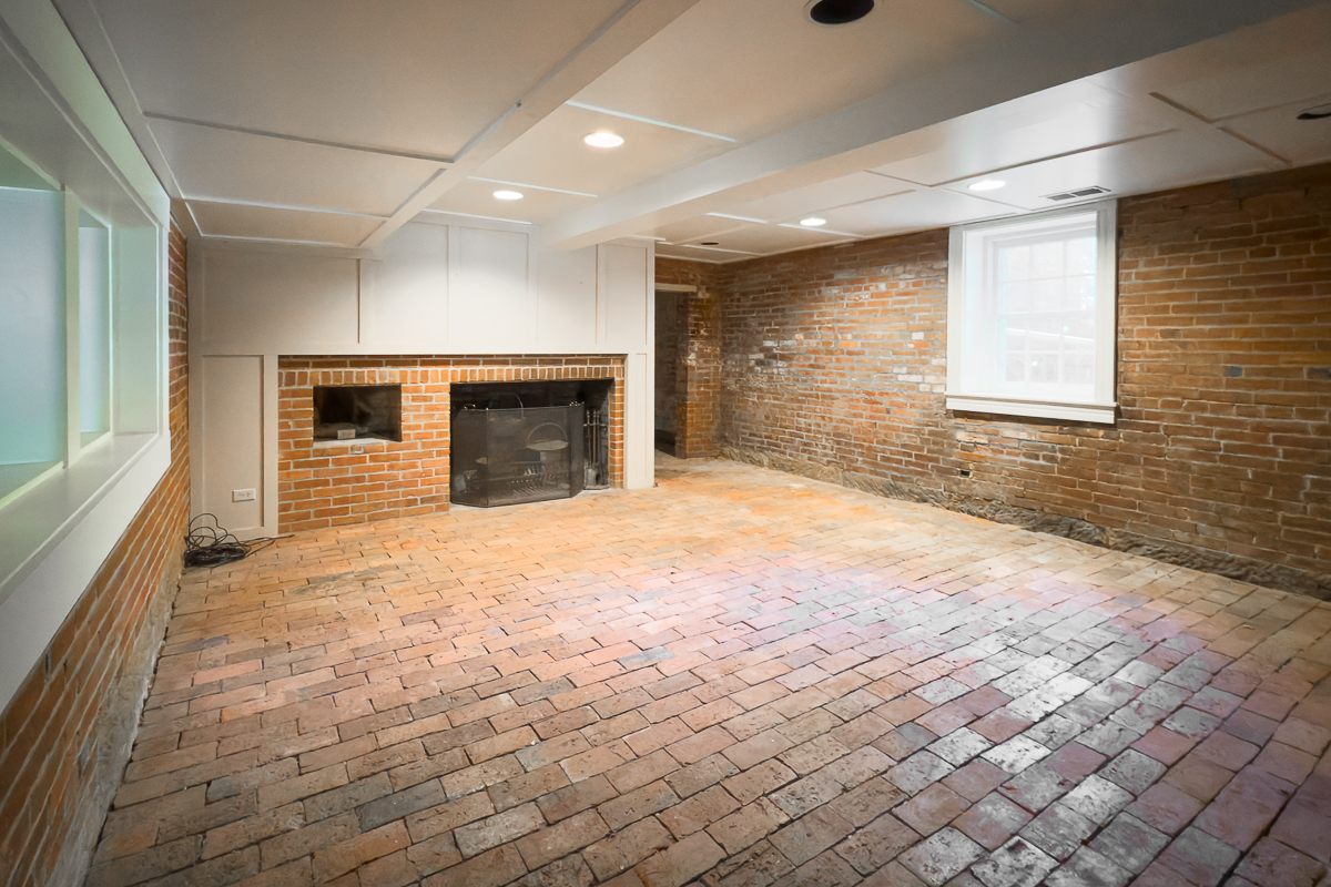 2865 Leitnaker Rd-80