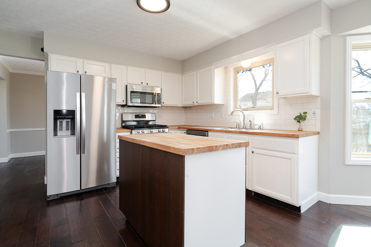 299 Sherwood Meadows-17