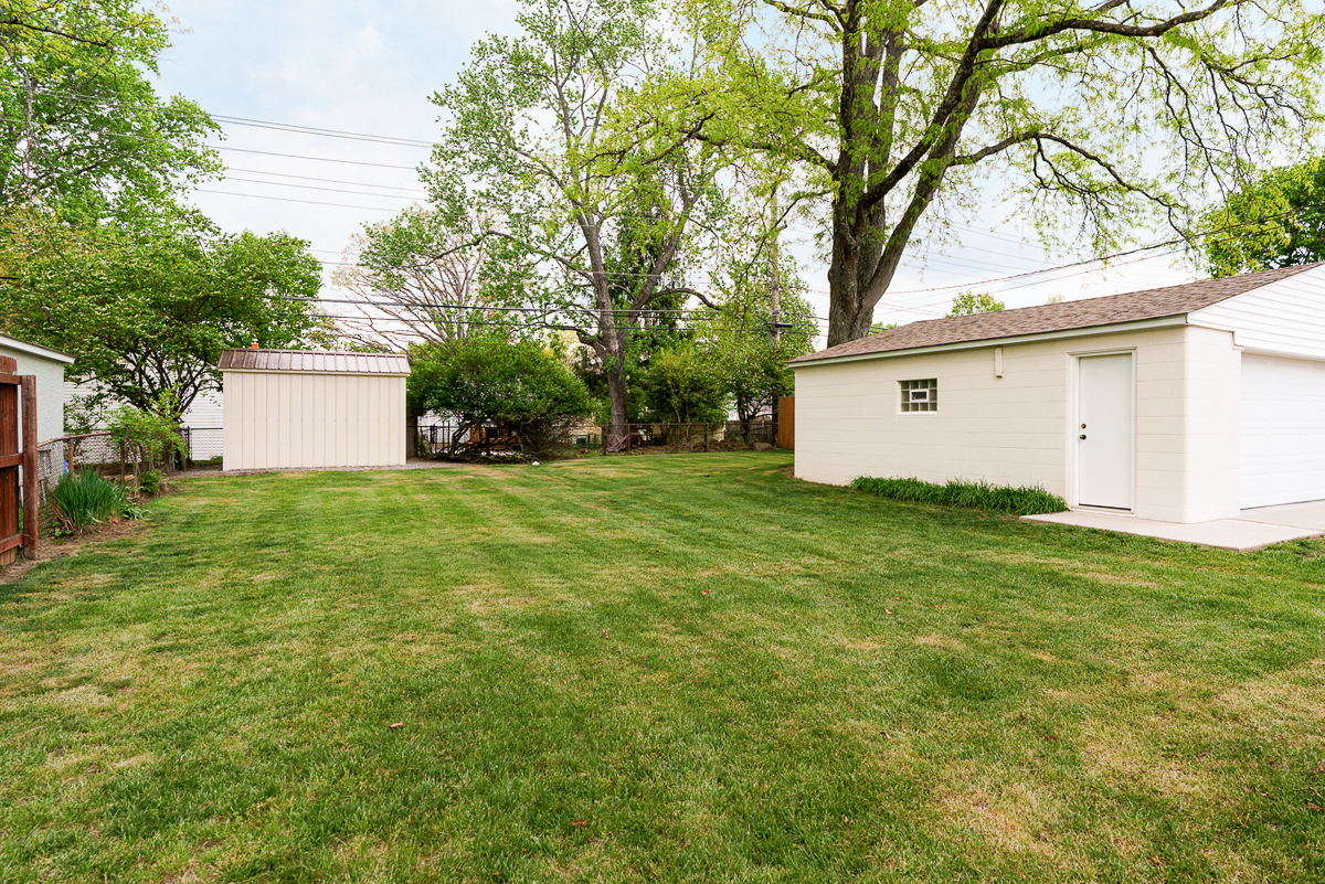 318 E Stanton Ave-10