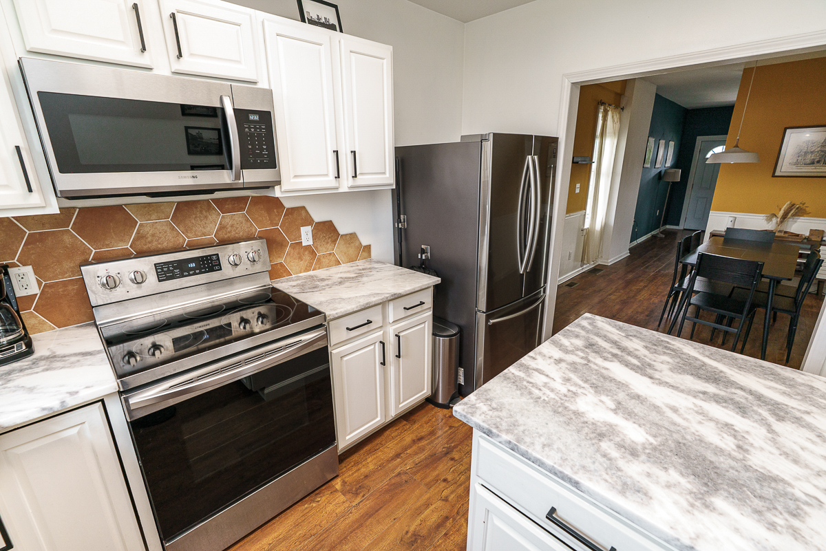 330 E Morrill Ave-13