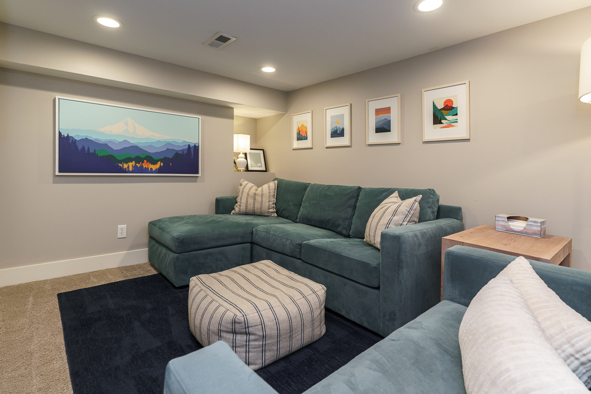 336 Reinhard Ave-16