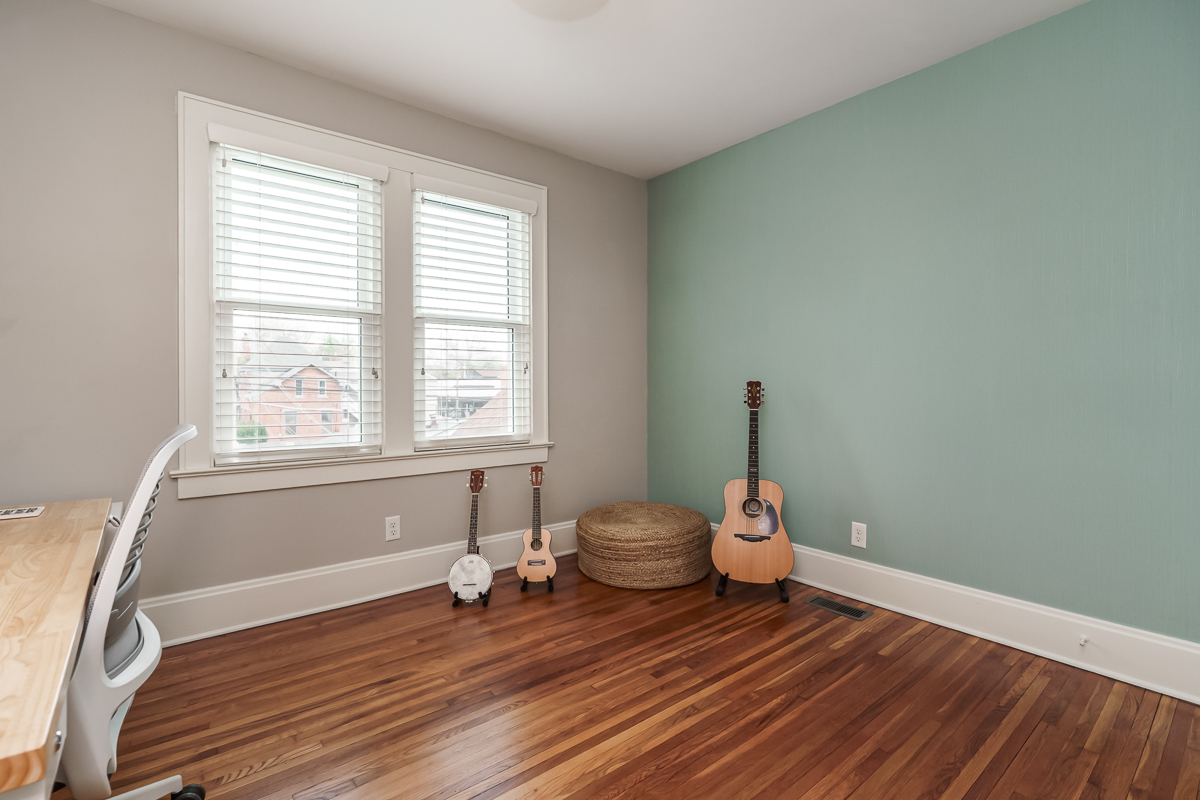336 Reinhard Ave-46