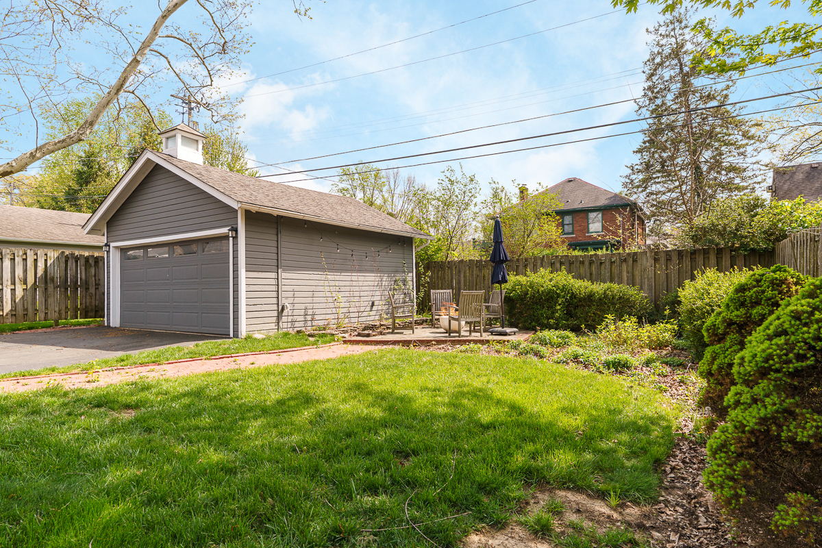 357 Fallis Rd-6