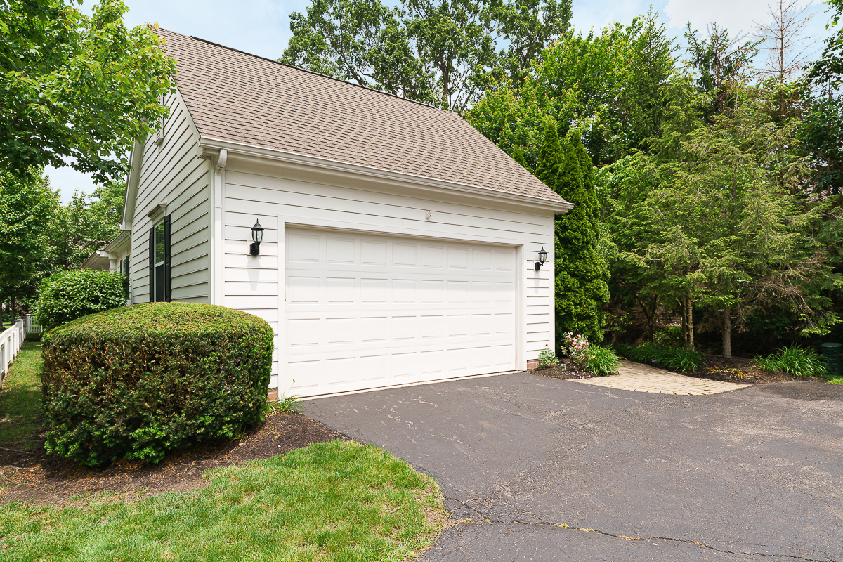 3836 Bentworth Ln-11