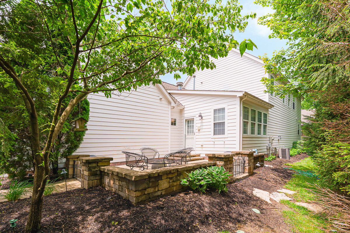 3836 Bentworth Ln-14