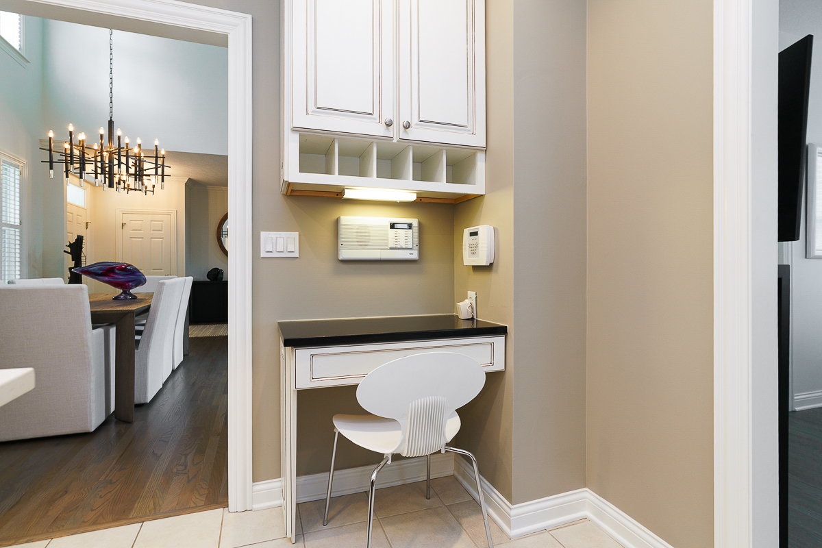 3836 Bentworth Ln-36