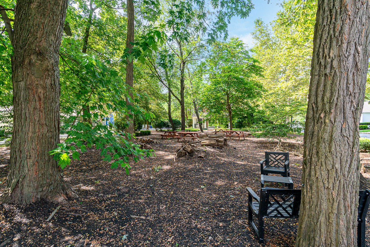 3836 Bentworth Ln-57