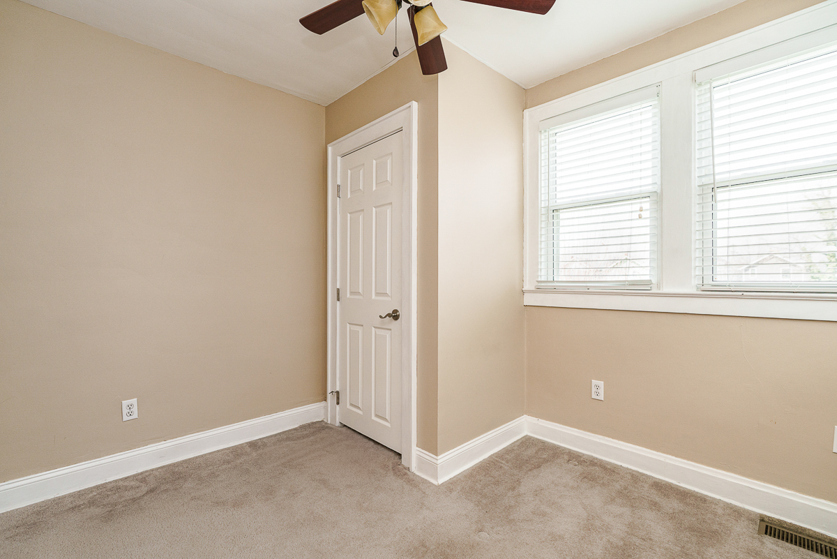 402 Southwood Ave-36